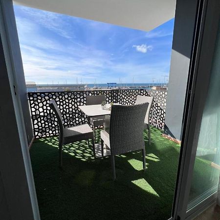 Apartamentos La Caleta Caleta De Velez Kültér fotó