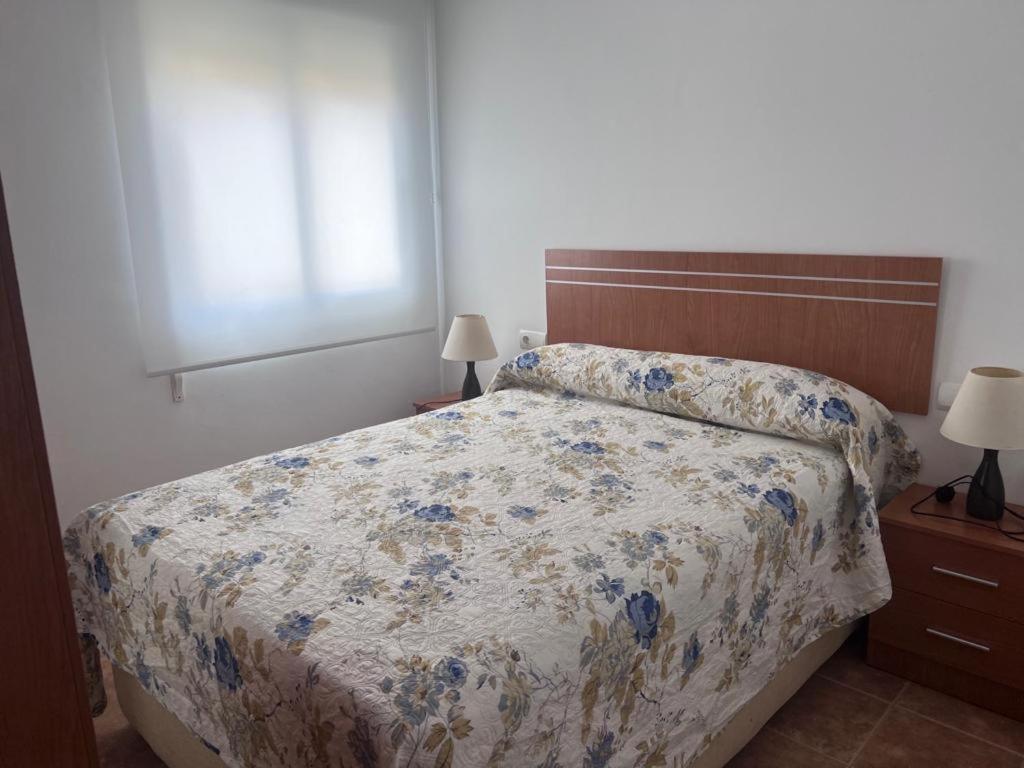 Apartamentos La Caleta Caleta De Velez Kültér fotó