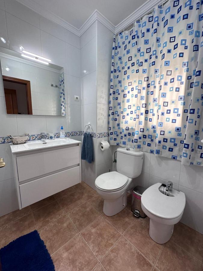 Apartamentos La Caleta Caleta De Velez Kültér fotó